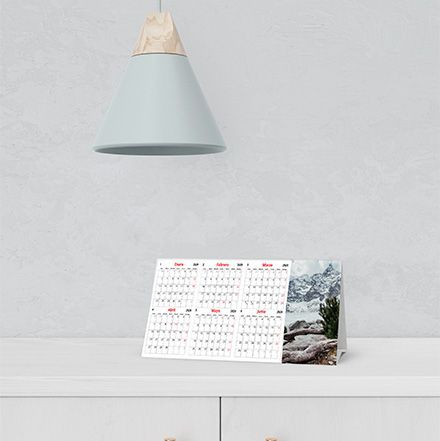 calendario en mesa